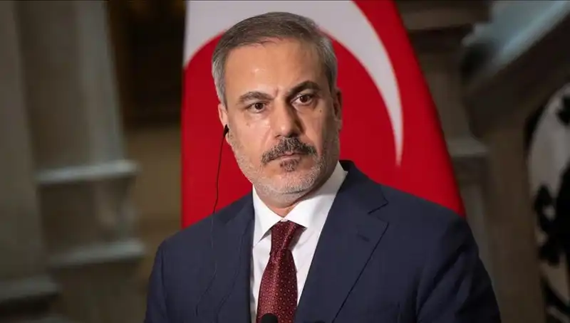 Türkiye Dışişleri Bakanı Fidan, Azerbaycan ve Mısır ile Stratejik Görüşmelerde Bulundu
