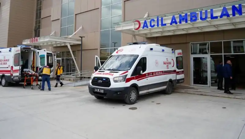 Erzincan'da Feci Kaza: Detaylar Şok Edici!