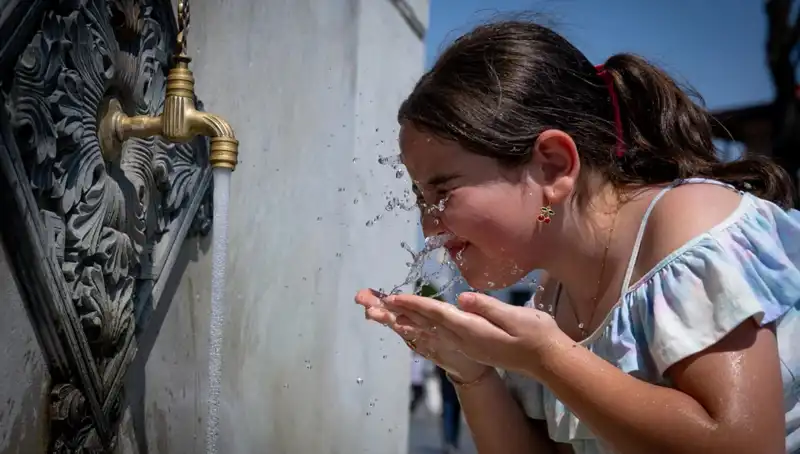 16 Şehirde Sıcaklık 40 Dereceyi Aştı: Yazın Zorlukları ve Çözümleri