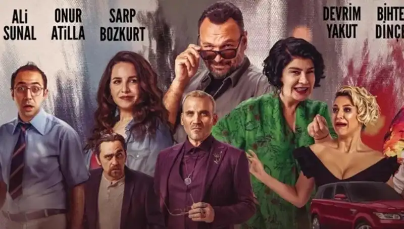 Hareket Sekiz Filmi: Efsanevi Çekim Mekanları ve Oyuncularıyla Dikkat Çekiyor