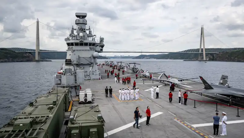 TCG Anadolu, Sarayburnu’ndan Ayrılarak Yeni Bir Göreve Başladı