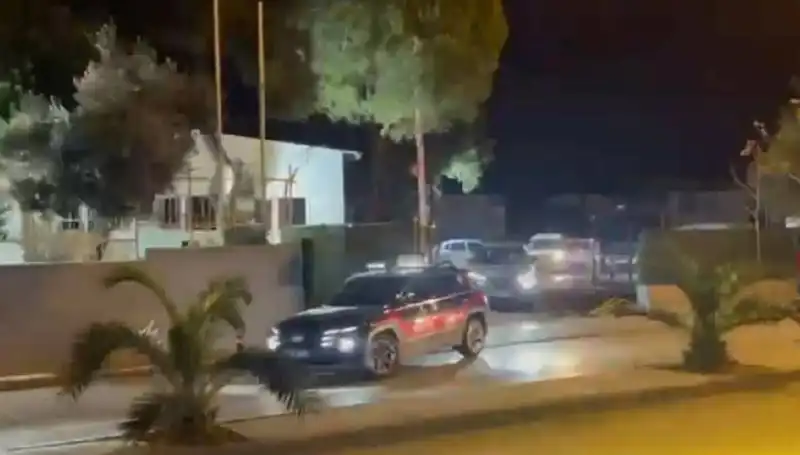 İzmir'de Gerçekleşen 24 Saatlik Operasyonda 141 Hükümlü Tutuklandı