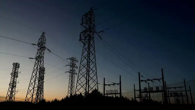 İzmir’in Üç İlçesi Elektrik Kesintisi ile Sarsılıyor: Neler Oluyor?