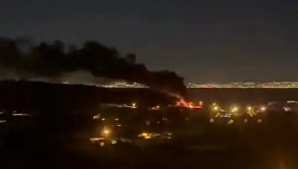 Yalova'daki Depo Yangını: İtfaiyeci Sağlık Sorunu Yaşadı!